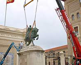 20060825120539-franco.jpg