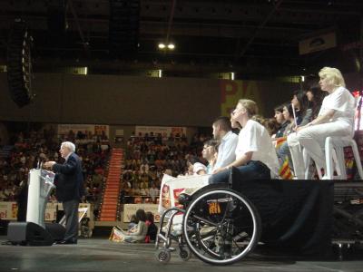 20070528223800-biel-escenario.jpg
